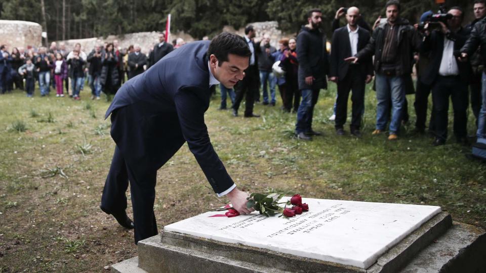 Greece: Alexis Tsipras Visits War Memorial