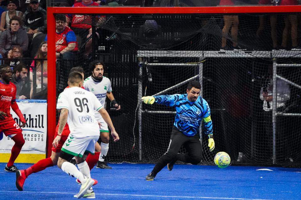 The Florida Tropics signed former Dallas Sidekicks scorer Julio Valera, pictured in the blue, this week.