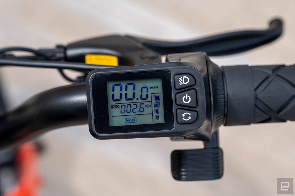 A close up of the Jackrabbit e-bike's handlebar-mounted ride computer.