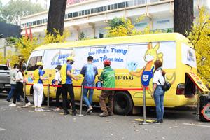 Dony Garment continues the legacy of serving others with the special distribution of face coverings during the COVID-19 pandemic with a special vehicle - gives back to communities with free masks.