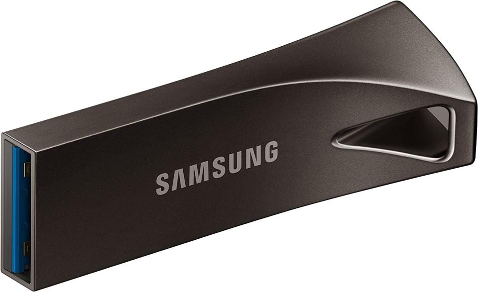 Ending Soon: Samsung Memory Products On Sale at Amazon — Save 55%