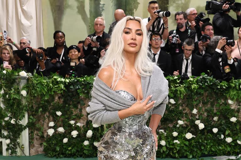 Kim Kardashian, con un look de Margiela