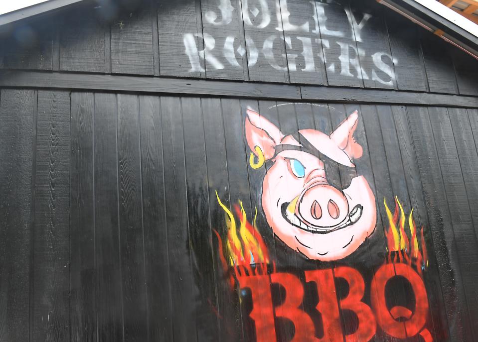 Jolly Rogers BBQ is now open in Pacolet.