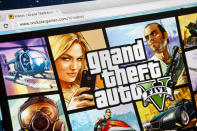 Grand Theft Auto V, noto semplicemente come GTA 5, è un videogioco appartenente al genere delle avventure dinamiche, sviluppato da Rockstar North e pubblicato da Rockstar Games nel 2013. Il gioco è ambientato all'interno dello Stato immaginario di San Andreas (controparte della California) e offre al giocatore la possibilità di muoversi liberamente nella città immaginaria di Los Santos.