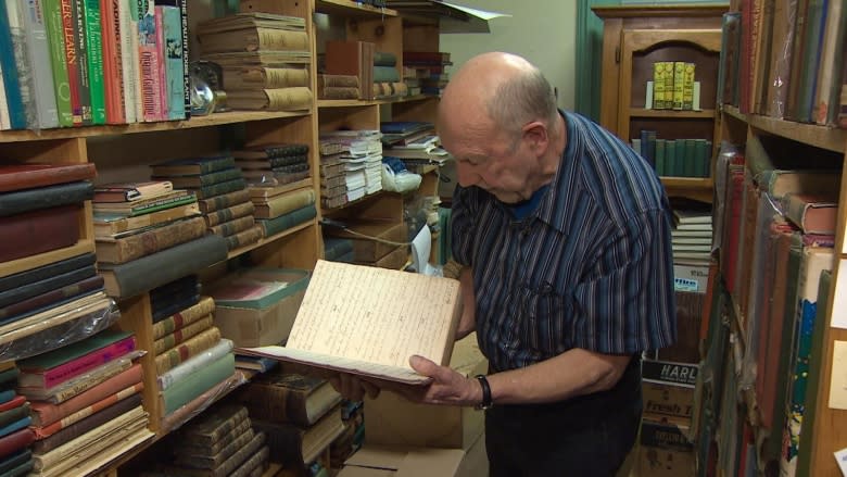 Meet the octogenarian bookseller still working 6 days a week