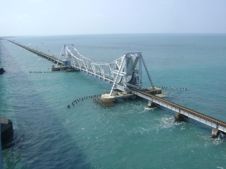 Courtney Campbell Causeway