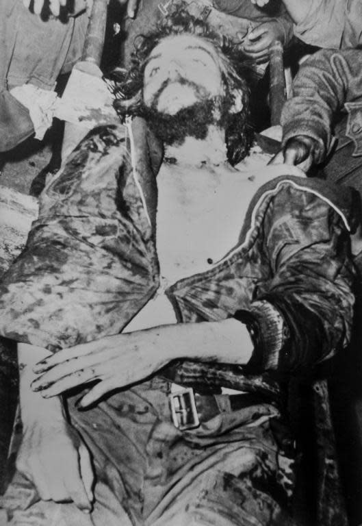 Historic photos of dead Che Guevara resurface in Spain