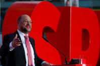 SPD Chancellor candidate Martin Schulz gestures as he speaks during a campaign rally in Cologne, Germany, September 21, 2017. REUTERS/Wolfgang Rattay