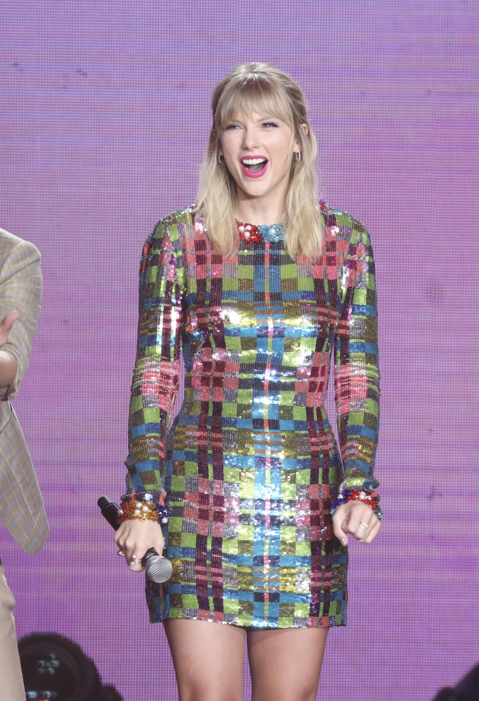 GUANGZHOU, CHINA - NOVEMBER 11: Singer Taylor Swift meets fans at Tianhe Sports Center on November 11, 2019 in Guangzhou, Guangdong Province of China. (Photo by Xia Wening/VCG via Getty Images)