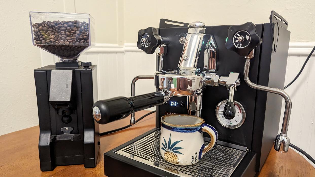  Seattle Coffee Gear Diletta Bello+ Espresso Machine. 