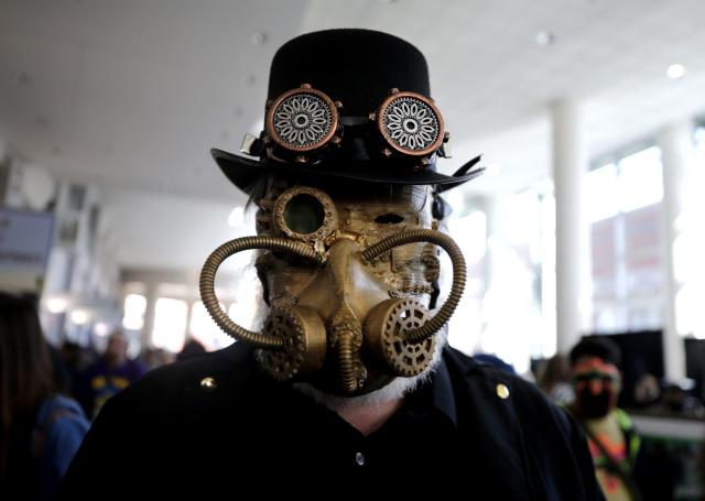 How this Comic-Con steampunk cosplay costume was made – Daily Breeze