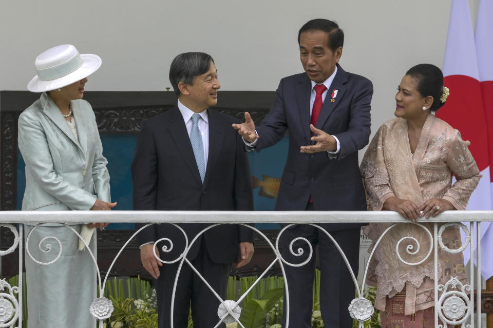 Indonesian President Joko Widodo, second right, talks with Japan's Emperor Naruhito, second left, as Empress Masako, left, and Widodo's wife Iriana look on during their meeting at Bogor Palace in Bogor, West Java, Indonesia, Monday, June 19, 2023. (Bay Ismoyo/Pool Photo via AP)