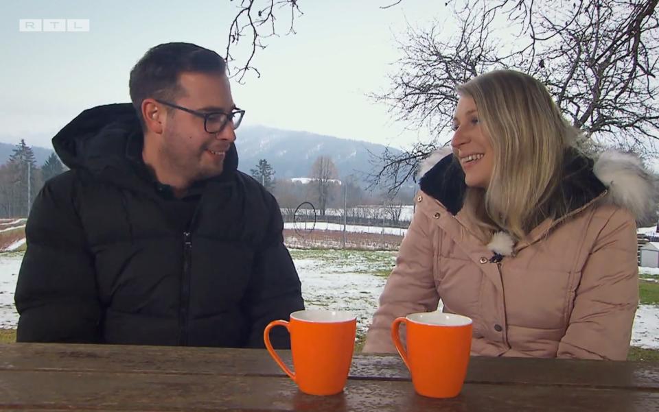 Bei Bäuerin Katrin und Hofherr Marc aus der Schweiz hat es gefunkt. (Bild: RTL)