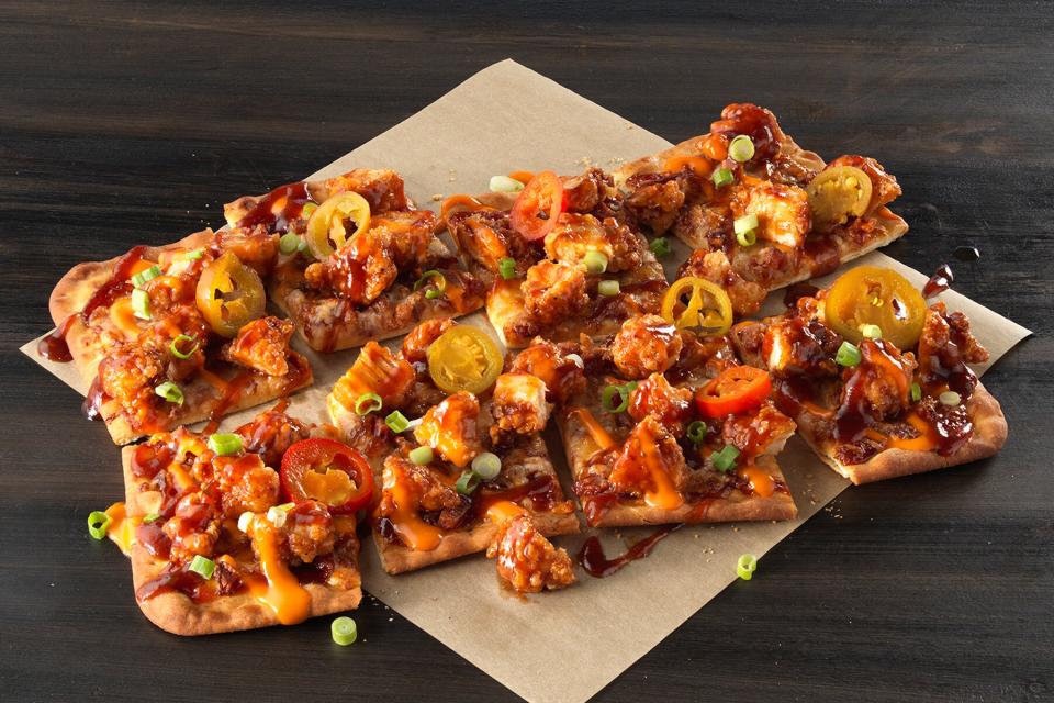 Honey BBQ Boneless Bar Pizza