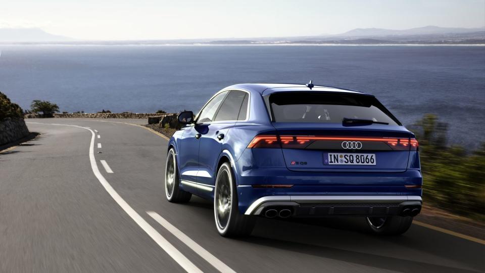 2024 audi sq8