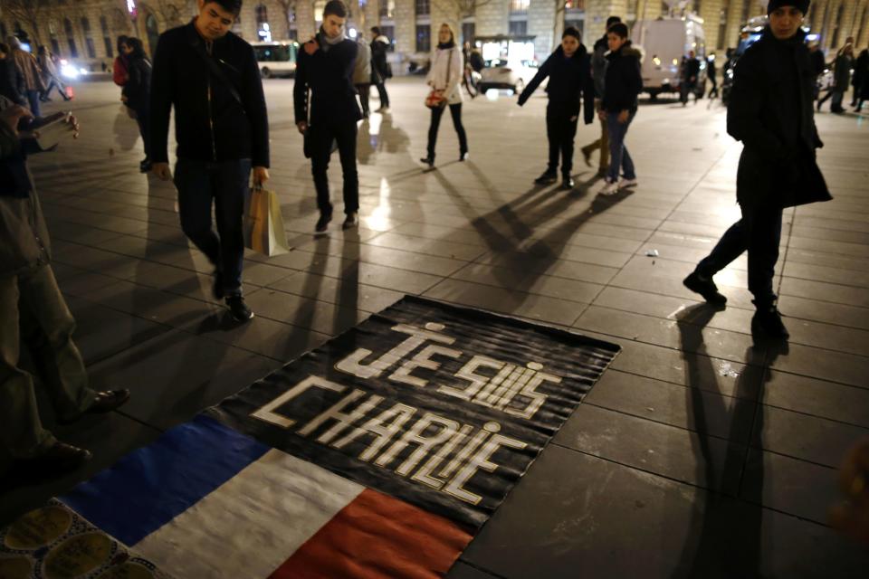 France commemorates Charlie Hebdo and kosher supermarket victims