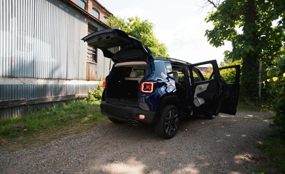 View Every Angle of the 2019 Jeep Renegade