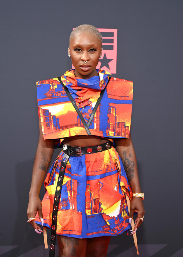 Cynthia Erivo Wears Vibrant Louis Vuitton Cityscape-Print Outfit on BET  Awards 2022 Red Carpet