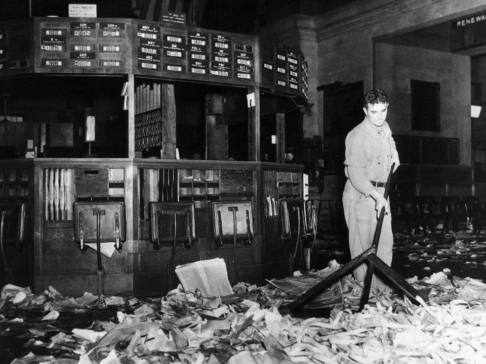 new york stock exchange ticker tape garbage crash 