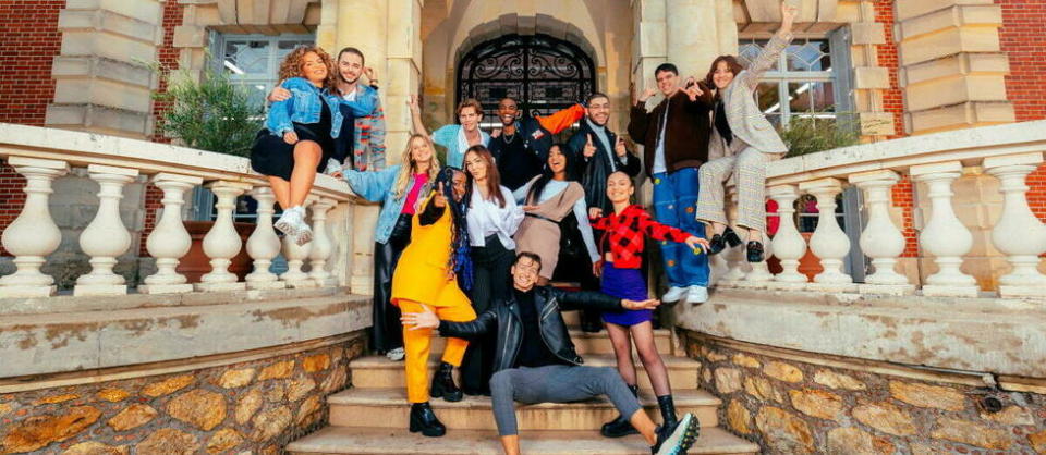 Julien, Lea, Ahcene, Carla, Louis, Stanislas, Paola, Tiana, Amisse, Enola, Cenzo, Anisha, Chris : la promo de « Star Academy » 2022 au château de Dammarie-les-Lys.   - Credit:BENJAMIN DECOIN/SIPA / SIPA / BENJAMIN DECOIN/SIPA