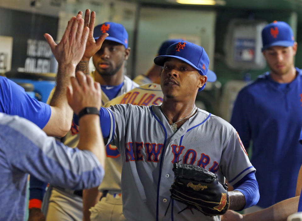 PITTSBURGH, PA - AUGUST 03:  Marcus Stroman #7 of the New York Mets high fives teammates after being relieved in the fifth inning against the Pittsburgh Pirates at PNC Park on August 3, 2019 in Pittsburgh, Pennsylvania.  (Photo by Justin K. Aller/Getty Images)