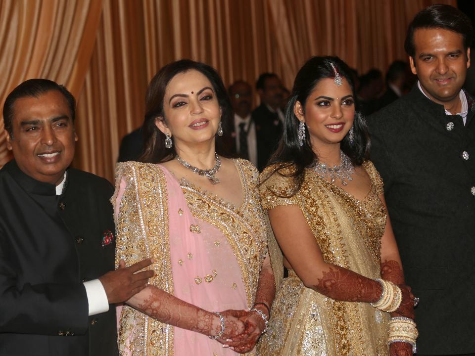 isha ambani wedding mukesh ambani