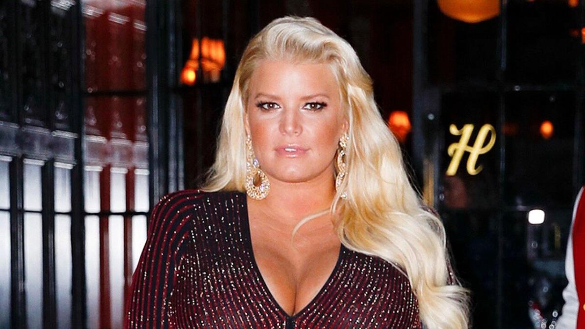 Jessica Simpson Shares Sweet New Photo Of Daughter Birdie Showing Off Her Dimples