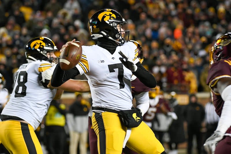 Iowa quarterback Spencer Petras in action against Minnesota on Saturday, Nov. 19, 2022, in Minneapolis. | Craig Lassig