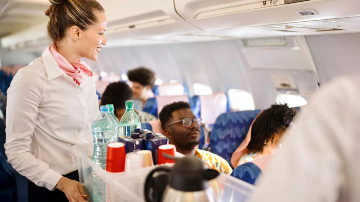 Simple Ways To Make Your Flying Experience Smoother According To Flight Attendants