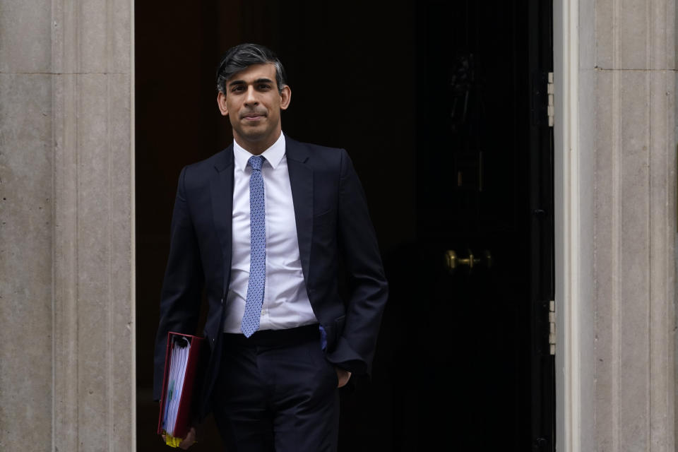 Britain's Prime Minster Rishi Sunak departs 10 Downing Street to go to the House of Commons for his weekly Prime Minister's Questions in London, Wednesday, March 13, 2024. (AP Photo/Alberto Pezzali)