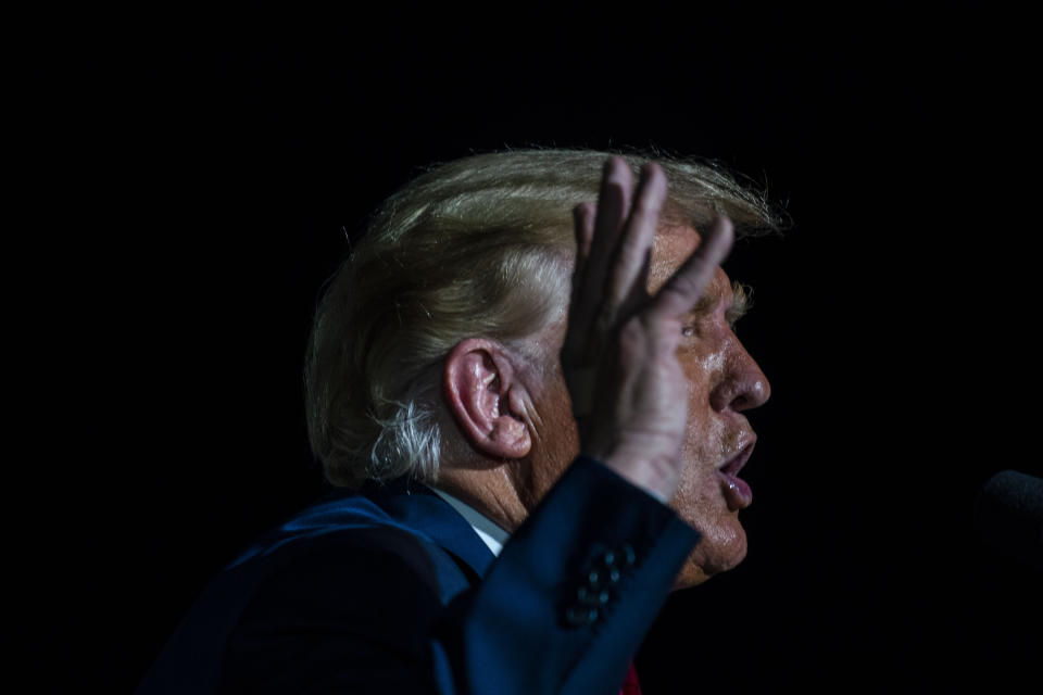 El presidente Donald Trump durante un evento de campaña en el Aeropuerto Internacional Orlando Sanford en Sanford, Florida, el 12 de octubre de 2020. (Doug Mills/The New York Times)