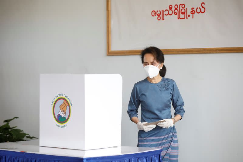 Myanmar State Counselor Aung San Suu Kyi casts an advance vote ahead of November 8th general election in Naypyitaw, Myanmar