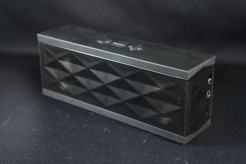 隨身劇院帶著走 - JAWBONE Jambox 藍芽無線喇叭