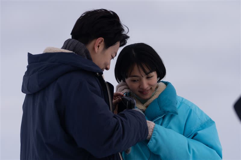 Netflix日劇《First Love 初戀》旋風襲捲全球。（圖／Netflix提供）