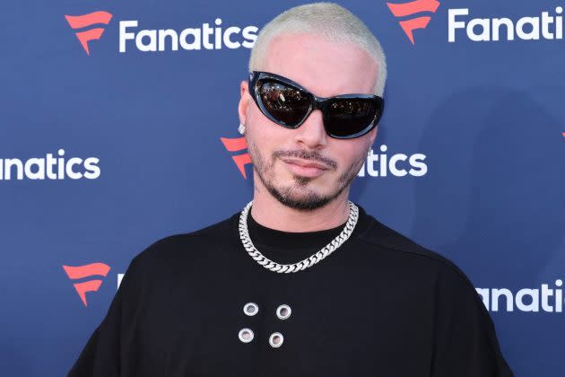 J Balvin Signs With Roc Nation for Management – Billboard