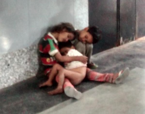 Children abandoned at railway station saved by journalist's tweet