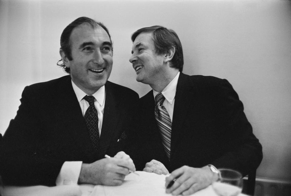 Hollywood super agent Jerry Perenchio (right) played a key role in setting up the fightGetty Images