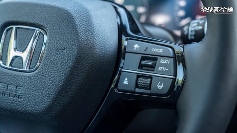 Civic上的Honda Sensing有著全速域Level 2功能，可惜因晶片缺料使盲點偵測缺席。(攝影/ 林先本)