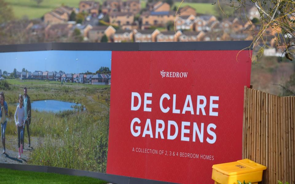 De Clare gardens -  WALES NEWS SERVICE