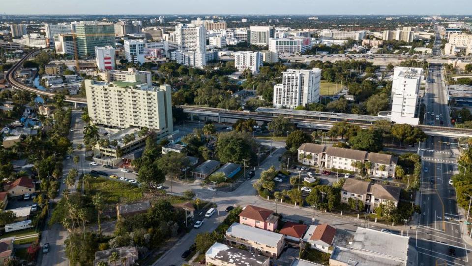 En Miami hay vecindarios como la zona cercana a la estación del Metrorail Culmer, donde se encuentran apartamentos por $1,200.