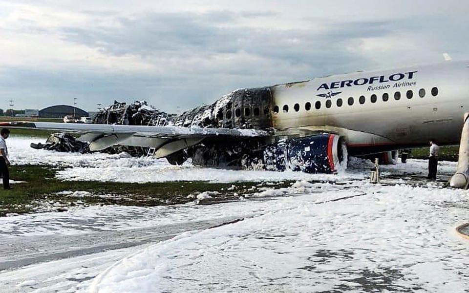 The sukhoi superjet fire emergency landing 2019 - Moscow News Agency