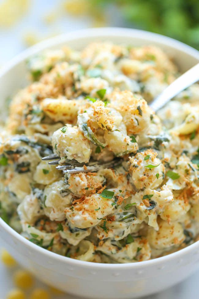 Spinach and Artichoke Mac and Cheese