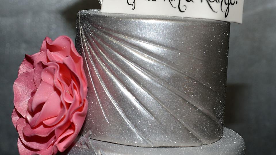 Glaçage, Gâteau, Décoration de gâteaux, Fondant, Crème au beurre, Pâte à sucre, Pasteles, Gâteau au sucre, Rose, Gâteau de mariage, 