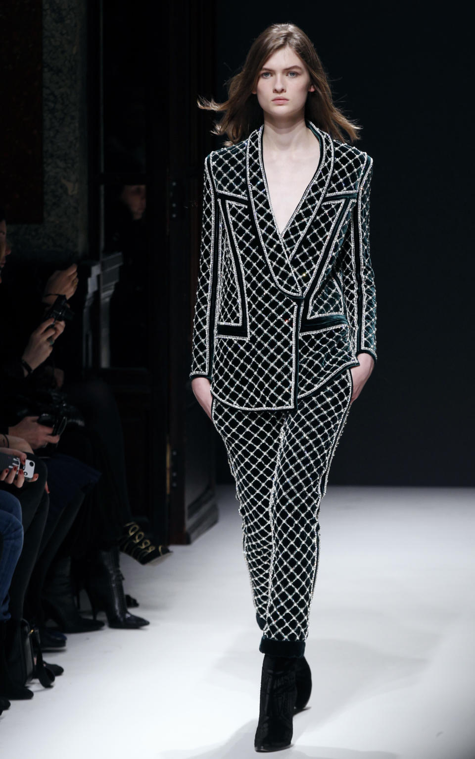 Lara Mullen at the Balmain Fall 2012 show