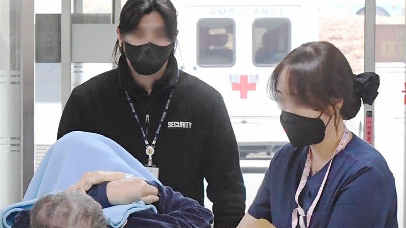 南韓保健福祉部1日公告強制復工令，要求12間醫院、13名住院與實習醫師返回崗位。（示意圖／翻攝自韓國衛服部대한민국 보건복지부臉書）