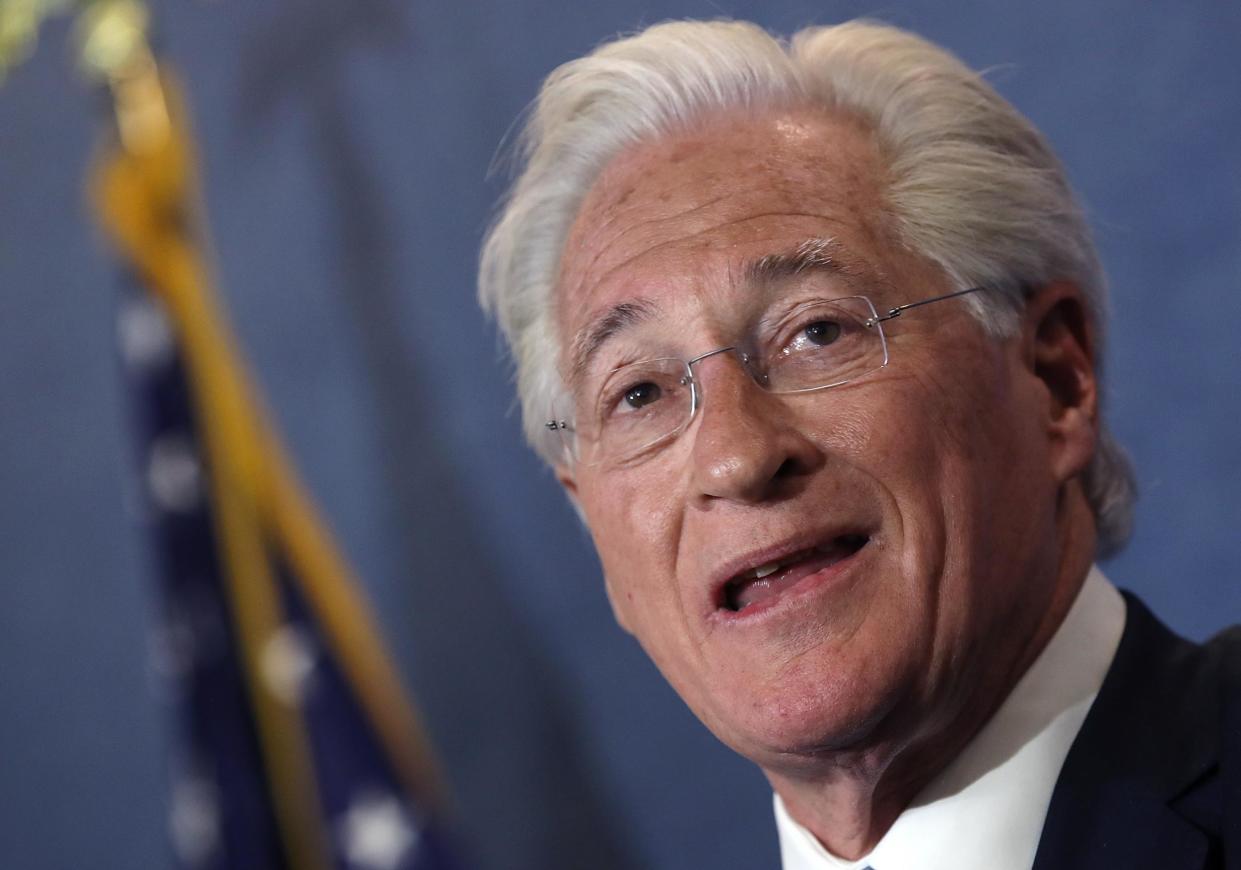 Marc Kasowitz, attorney for President Donald Trump delivers remarks at the National Press Club: Getty/ Win McNamee