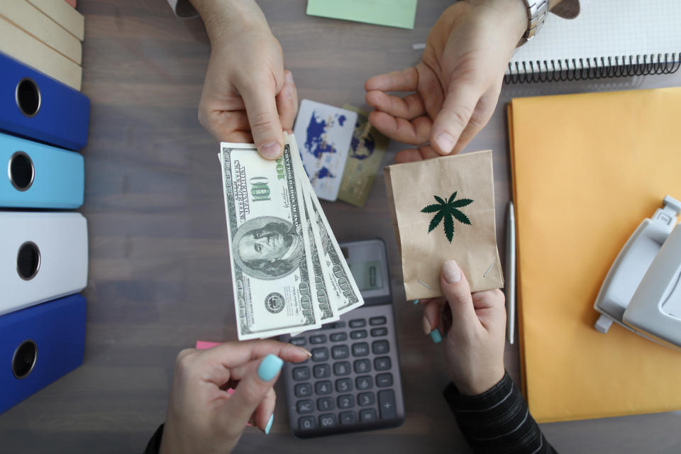 A person purchasing some legal weed