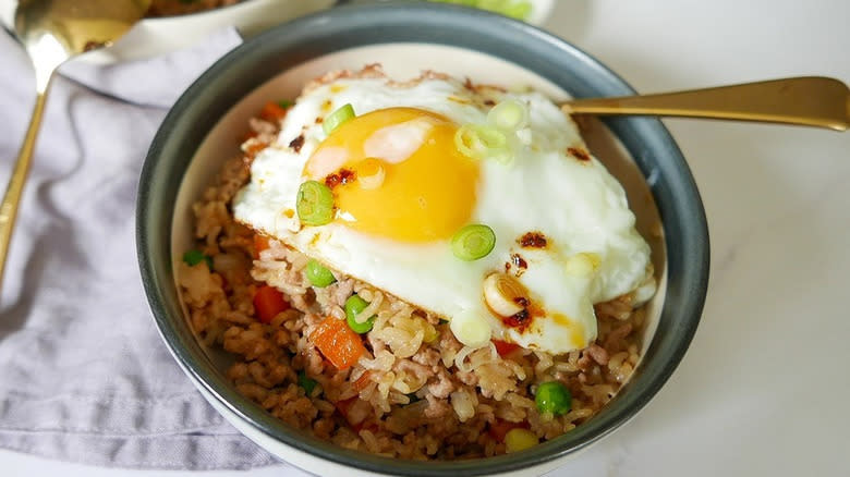 Fried rice with fried egg