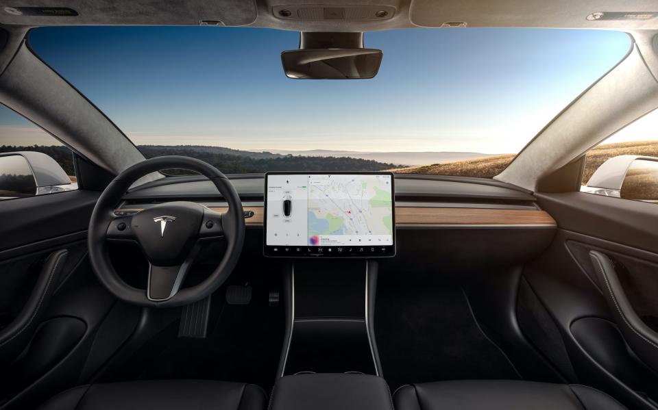 Tesla Model 3_2