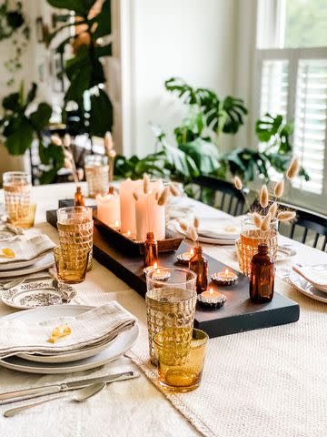 <p><a href="https://mostlovelythings.com/simple-thanksgiving-table-decorations/" data-component="link" data-source="inlineLink" data-type="externalLink" data-ordinal="1">Most Lovely Things</a></p>